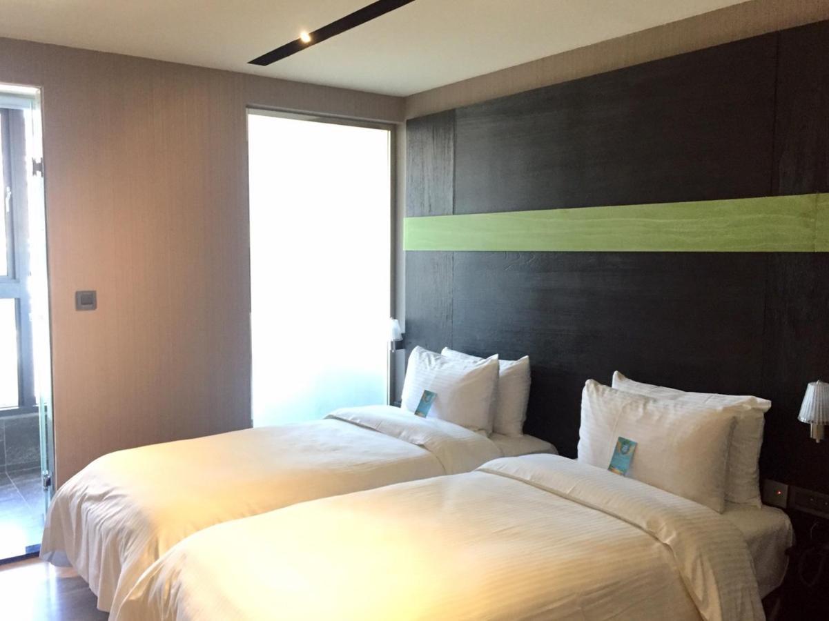 Fengjia Hotel Bell Taichung Esterno foto
