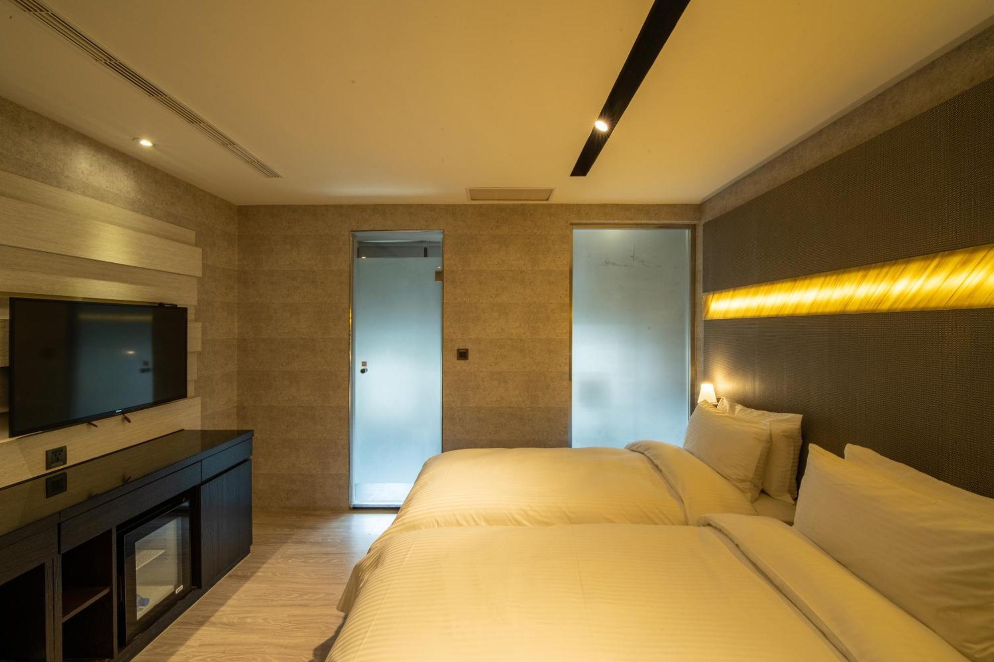 Fengjia Hotel Bell Taichung Esterno foto